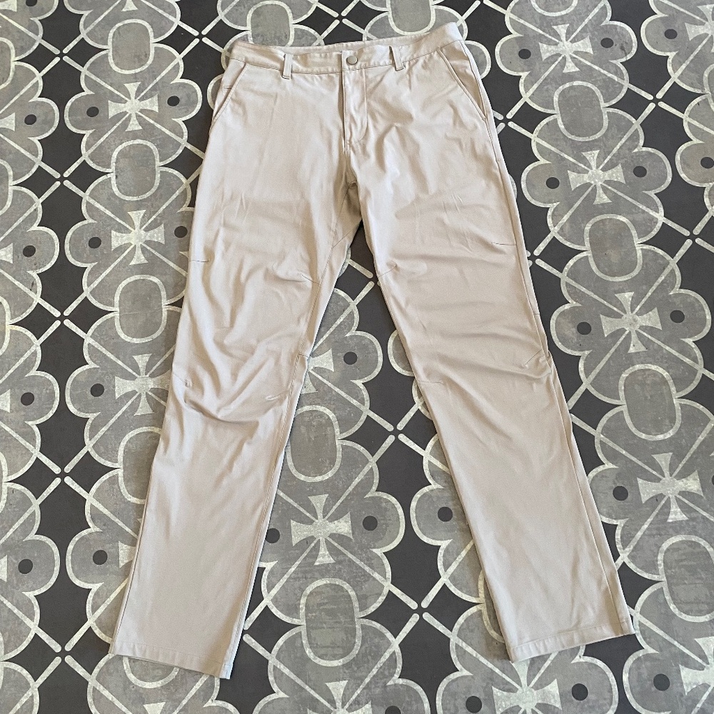 RHONE Men's Tan Pants